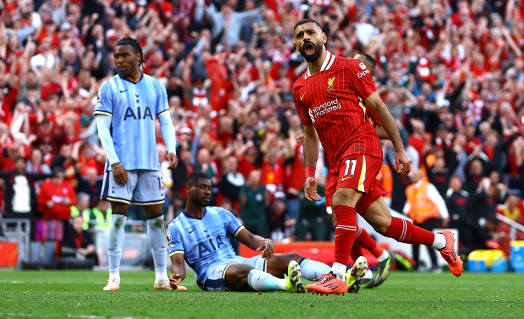 萨拉赫:阿森纳是夺冠热门&他们的球员已合作五年 但希望我们卫冕